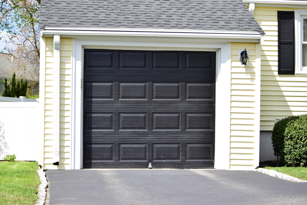 garage door repair | garage door reinforced for wind damage