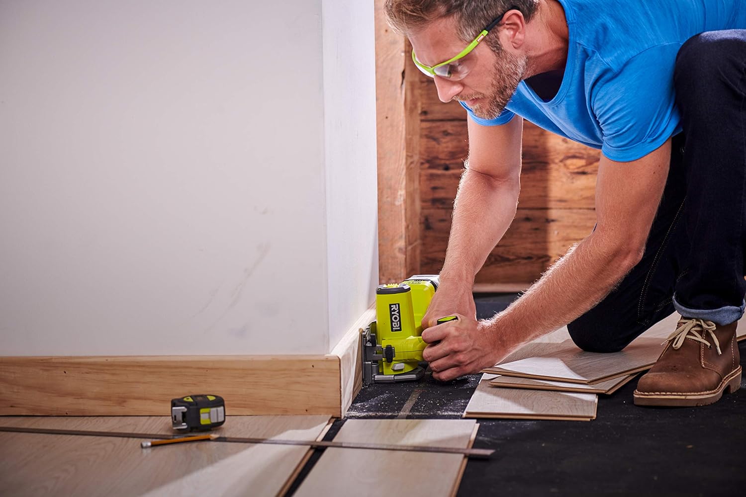 Top Signs You Need Garage Door Replacement vs Repair